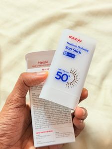 Ma:nyo Hyaluron Hydrating Sun Stick SPF 50+