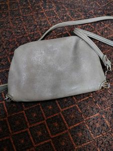 Chic Grey Chain Strap Crossbody Bag