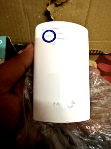 TP-Link TL-WA850RE 300Mbps Range Extender Unused