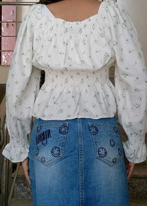Chic Off-Shoulder Floral Top