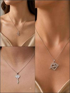Elegant Pendant Necklace Set