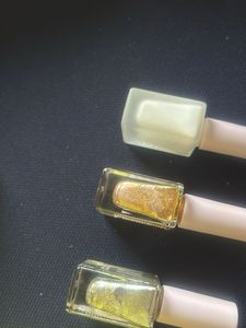 W Nail Polish Set