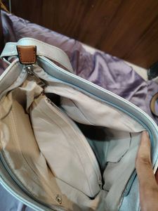 Stylish Silver Crossbody Bag