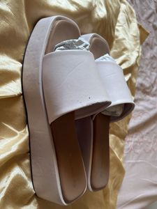 Chic Blush Pink Slide Sandals