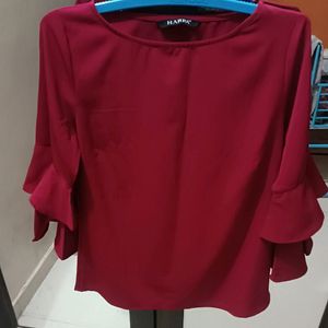 Top With Hand Frill