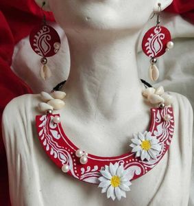 Boho Red & White Floral Necklace & Earring Set