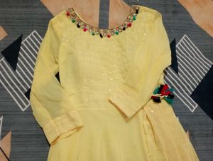 Beautiful Yellow Ethnic Gown