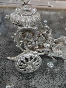 Mahabharat Rath Silver Colored Metallic Showpiece