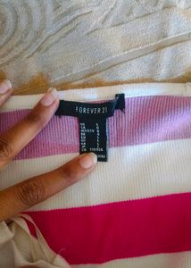 Price Drop! Forever 21 Cutest Ribbed Top 🎀🥹