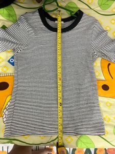 Classic black and white Striped  Top