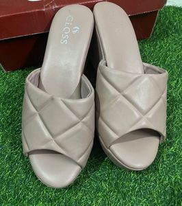 Nude heels 👠 very comfortable lightweight unused