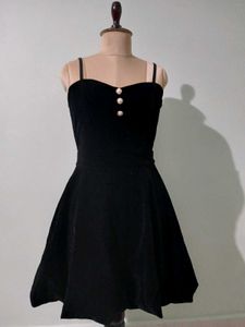Chic Black Dress