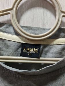 Abercrombie &amp; Fitch Grey T-Shirt