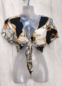 11245. Stylish Printed Tie-Front Crop Top