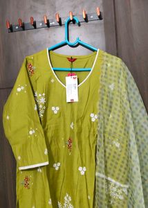 New Unused W Brand CottonSilk Premium Suit