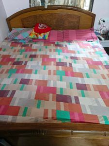 Colorful Geometric Pattern Bedsheet Set