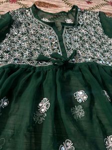 Embroidered Green Kurta with Mirror Work