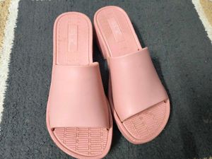 ZUDIO Pink Platform Slides NEW🎀
