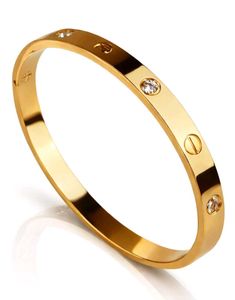 Anti Tarnish Luxury Gold Bangle with Diamonds