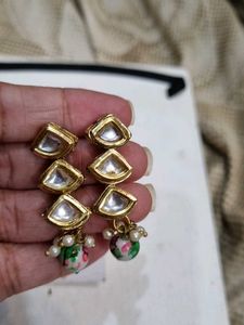 Elegant Kundan &amp; Pearl Drop Earrings