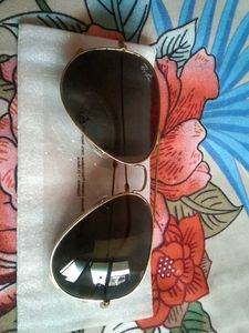 Ray-Ban Aviator Sunglasses