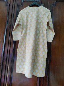 Rangmanch - Medium Size Kurti