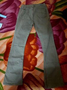 Flared Jeans