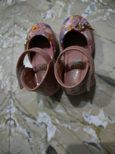 Sandal