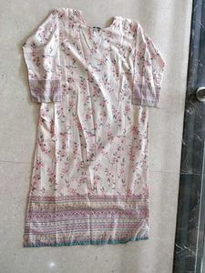 Embroidered Floral Kurta