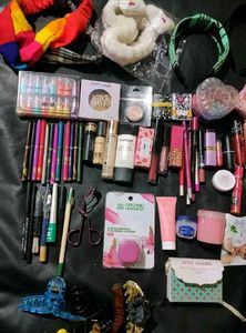 random 2 Product With Freebies