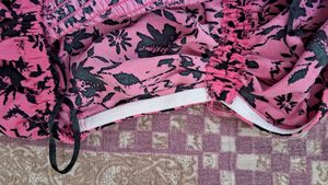 Chic Pink Floral Print Top