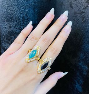 set of 2- rings..