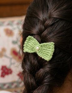 Handmade Crochet Flower 🌼 and bow 🎀 Hair Clip du