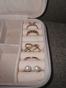 Gold Chic Ring Set of 5