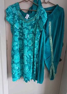 Teal Floral Kurta Set with Dupatta One tym use