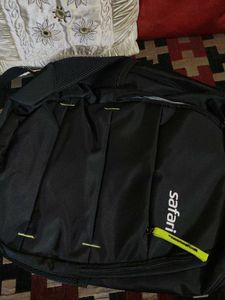 Safari 38L Laptop Bag New With Tag