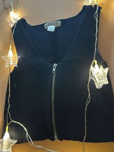 Forever New Woollen Good Condition Crop Top