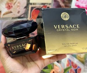 Versace Women Crystal Noir Eau De Parfum