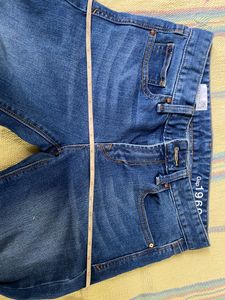 Price Drop 🔥 GAP Straight Leg Jeans
