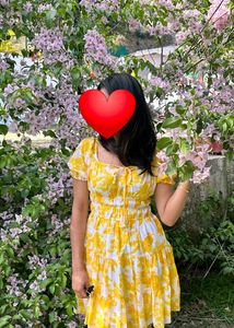 Chic Yellow Floral Print Mini Dress