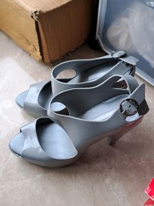 Melissa Grey Designer Heels Brand New Unused