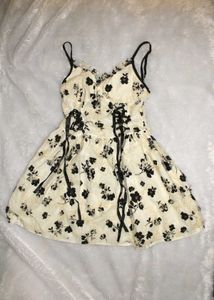 Vintage Floral Lace-Up Mini Dress