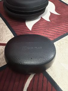 Wireless Earbuds with Charging Case