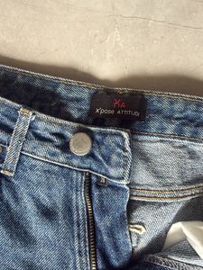 Distressed Wide Leg Jeans