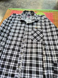 Men's Black &amp; White Plaid Shirt