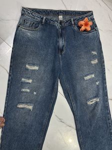 Recap distress jeans