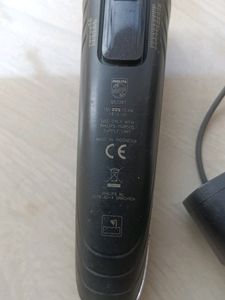 philips trimmer 7000 series With Original Charger