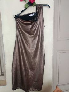 Metallic One-Shoulder Party Dress10/10