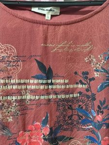 4.Women's Floral Print Short Sleeve Top