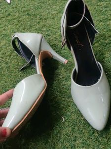 Pista Green Heels